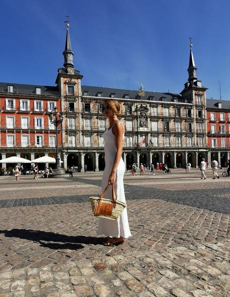 Vestido blanco, un básico en tu armario.