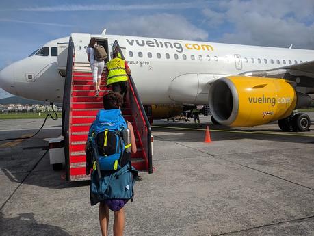 Yakarta. Isla Java. Empiezan las vacaciones Montando en el primer avión