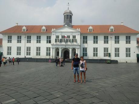 Yakarta. Isla Java. Empiezan las vacaciones Museo de la Historia en Yakarta