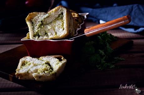 Cómo preparar Pan Enrollado de Pesto de Calabacin Pan Enrollado de Pesto de Calabacín