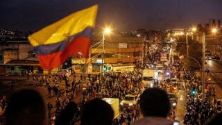 Lenín Moreno traslada gobierno a Guayaquil por protestas contra  paquetazo econòmico.