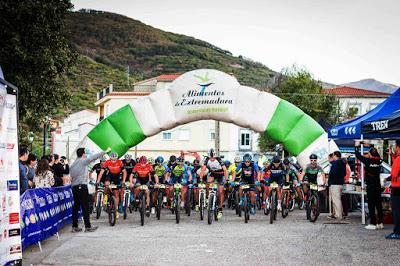 Salida Picota Bike Race. Valle del Jerte