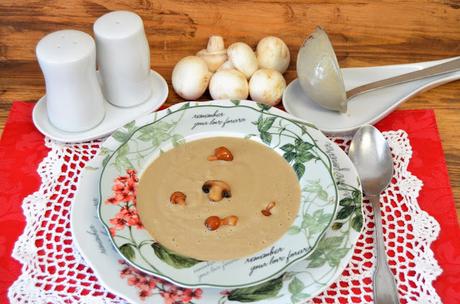 CREMA DE SETAS CON UN TOQUE DE SOJA crema de setas con un toque de soja, cremas de setas, recetas de setas, setas, setas recetas, setas recetas de cocina, setas recetas fáciles, setas recetas sencillas, setas recetas vegetarianas, las delicias de mayte,