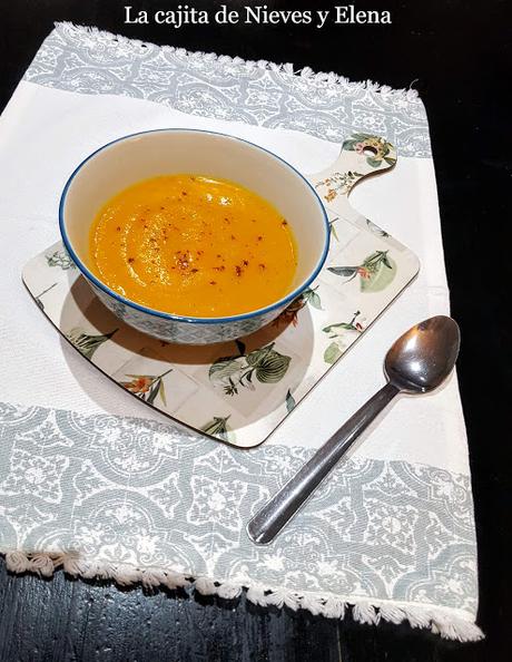 Crema de calabaza asada, cúrcuma y jengibre Crema de calabaza asada, cúrcuma y jengibre