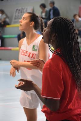 Galería de clics del Bàsquet Femení Sant Adrià-Segle XXI (Liga Femenina 2)