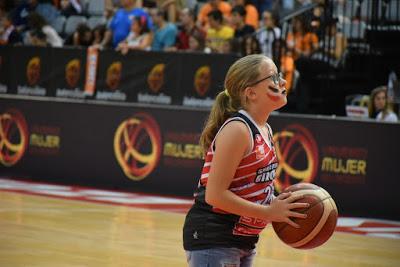 Galería de clics del Uni Girona-Valencia Basket (Open Day Liga Femenina)