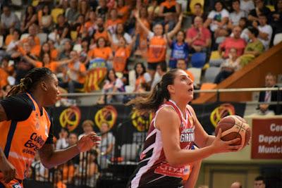 Galería de clics del Uni Girona-Valencia Basket (Open Day Liga Femenina)