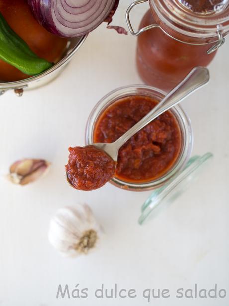 Salsa de tomate en Crock-Pot Salsa de tomate en Crock-Pot