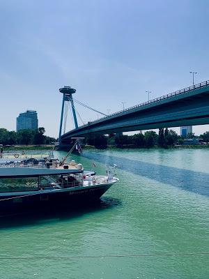 UN DÍA EN BRATISLAVA (ESLOVAQUIA) UN DÍA EN BRATISLAVA (ESLOVAQUIA)