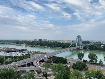 UN DÍA EN BRATISLAVA (ESLOVAQUIA) UN DÍA EN BRATISLAVA (ESLOVAQUIA)