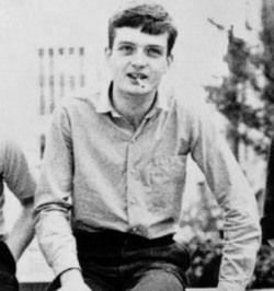 TRES ESTRELLAS DEL ROCK SIN ESTRELLA: CADÁVERES NO MUY BIEN PARECIDOS TRES ESTRELLAS DEL ROCK SIN ESTRELLA: CADÁVERES NO MUY BIEN PARECIDOS