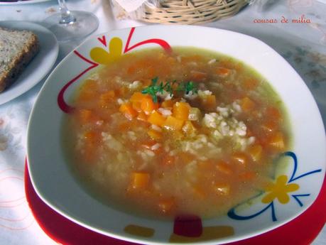 Sopa de calabaza, apio y arroz