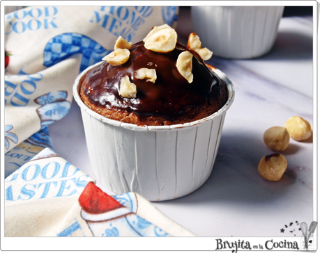 Magdalenas de chocolate a la taza