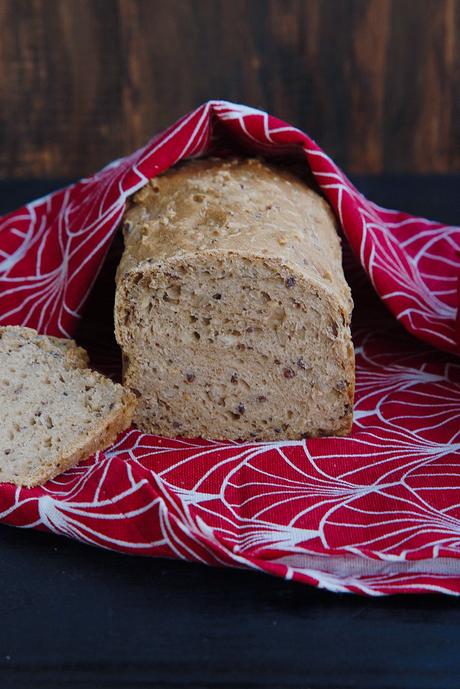 PAN DE MOLDE DE CEREALES