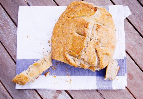 PAN RÚSTICO DE SEMILLAS DE LINO Y CHIA