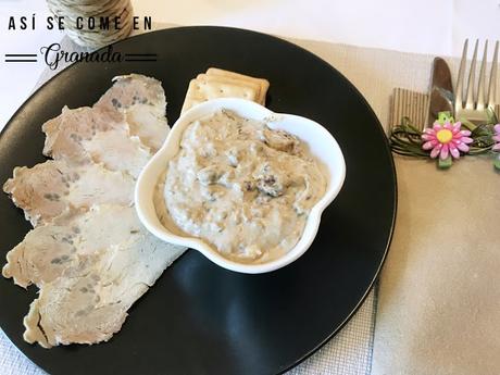 Paté de roquefort con ciruelas. Juego de blogueros 2.0 Paté de roquefort con ciruelas. Juego de blogueros 2.0
