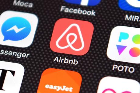 Airbnb dona $100 mil para terminar con la explotación de animales salvajes