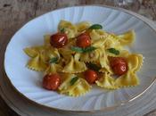 Lacitos limón tomates cherrys piñones