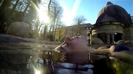 Baño en el Balneario de Mondariz Baño en el Balneario de Mondariz