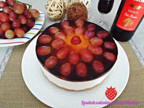 Tarta de Queso con Uvas y Vino Dulce Tarta de Queso con Uvas y Vino Dulce