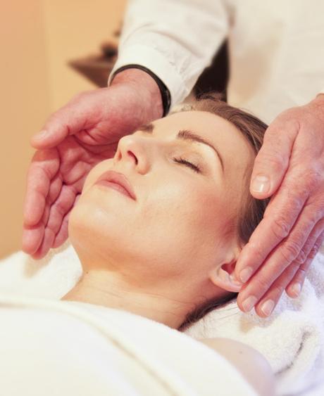 Reiki, manos que curan