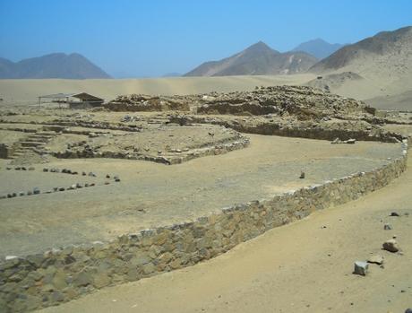 Ruinas de Caral - Perú Ruinas de Caral - Perú