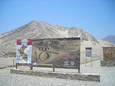 Ruinas de Caral - Perú Ruinas de Caral - Perú