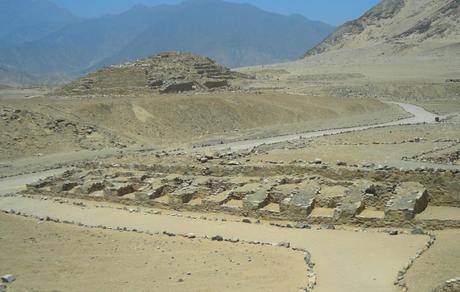 Ruinas de Caral - Perú Ruinas de Caral - Perú
