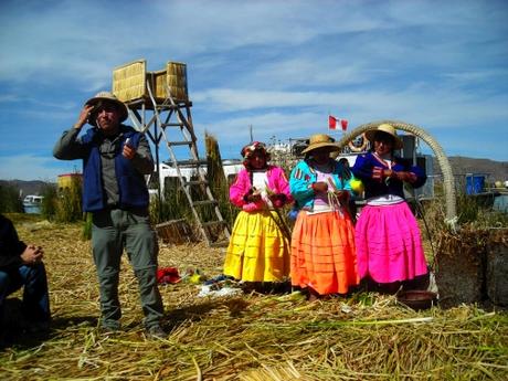Las islas flotantes de los Uros - Lago Titicaca, Perú