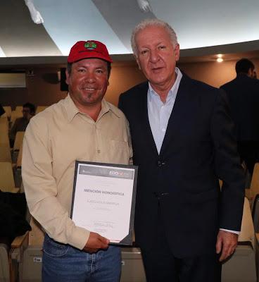 GALARDONA GEM A CIUDADANOS COMPROMETIDOS CON EL CUIDADO DEL MEDIO AMBIENTE EN EL EDOMÉX