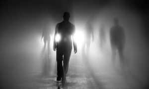 En Catalunya, la teoría de la realidad encubierta, deformada y falsa, que beneficia a las incompetencias de quienes gobiernan se hace cada vez más evidente