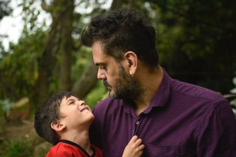 Autocontrol, testosterona y crianza paterna: ¿Cómo se relacionan?