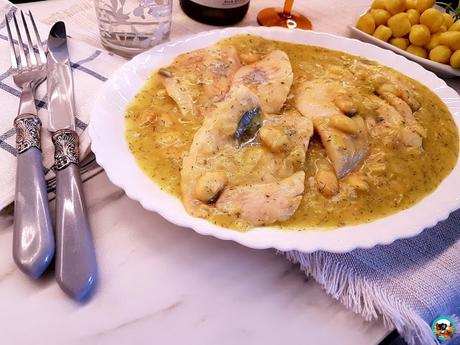 Filetes de gallo con almendras y eneldo Filetes de gallo con almendras y eneldo