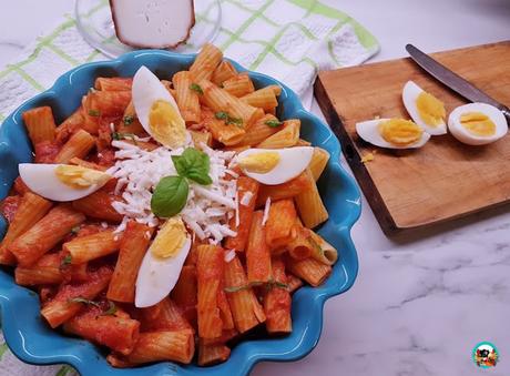 Macarrones con salsa de atún