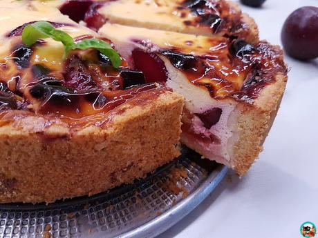Tarta de ciruelas con yogur
