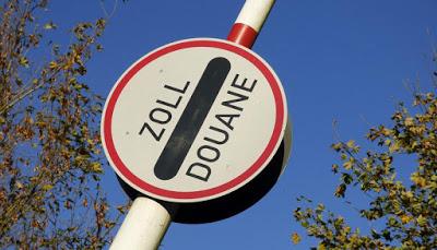 Vino, queso y aceite: los aranceles de Trump costarán a España 12.000 millones €