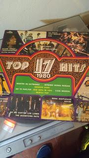 Pasando Revista: Las Edades de STATUS QUO y los 17 Top Hits