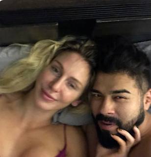 Andrade dice ama a Charlotte flair   sin maquillaje