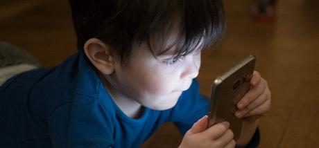 Nuevos retos: educar a un hijo en el uso responsable de la tecnología