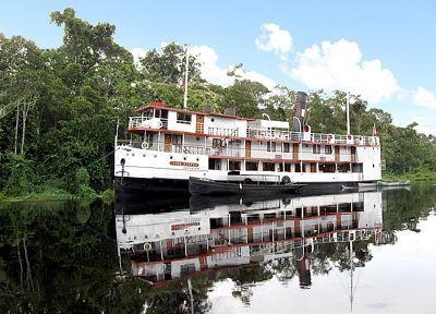 Guía para sobrevivir a una aventura por el Amazonas en Bote