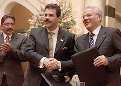 Resultado de imagen para Gonzalo Sánchez de Lozada, Manfred Reyes Villa, Mario Cossio y Carlos Sánchez Berzain