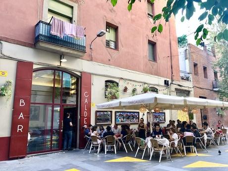 Ruta por Sant Antoni, los mejores bares y restaurantes del barrio terraza bar calders sant antoni
