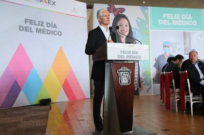 RECONOCE ALFREDO DEL MAZO TRABAJO DE LOS MÉDICOS EN EL CUIDADO DE LA SALUD DE LOS MEXIQUENSES