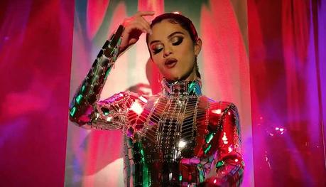 Selena Gomez presenta otro nuevo single, ‘Look At Her Now’