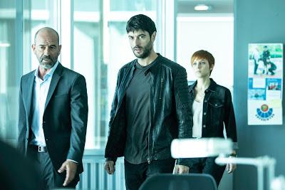 El silencio de la ciudad blanca Póster