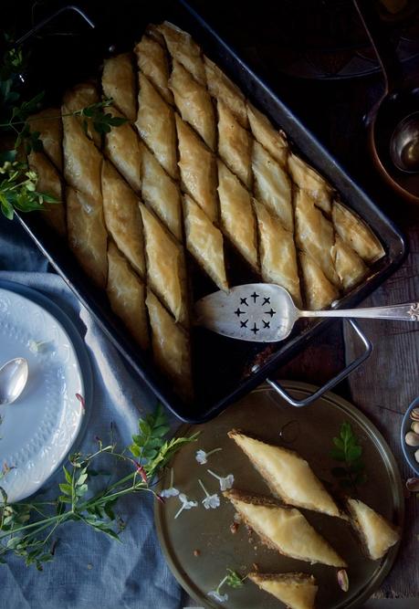 Baklava de pistachos y nueces #unagalletuncuento {Alí Babá y los cuarenta ladrones} Baklava de pistachos y nueces #unagalletuncuento {Alí Babá y los cuarenta ladrones}