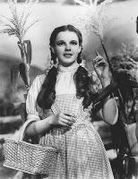 https://es.wikipedia.org/wiki/Archivo:The_Wizard_of_Oz_Judy_Garland_1939.jpg