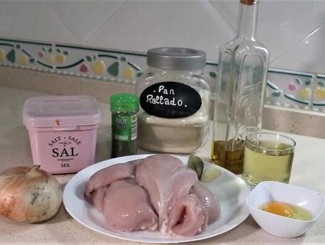¿Qué ingredientes necesito para hacer albóndigas de pollo en Thermomix?
