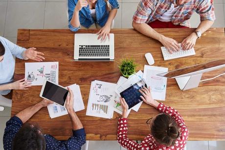 Cómo trabajan y qué quieren las 4 generaciones de hoy Cómo trabajan y qué quieren las 4 generaciones de hoy