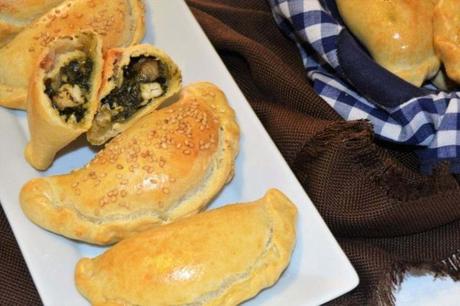 TORTILLA DE ESPINACAS ENROLLADA RELLENA CON CREMA DE ATÚN